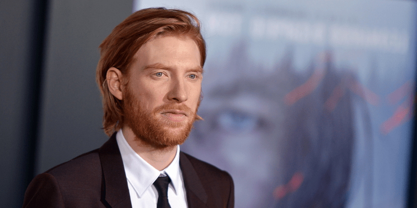 domhnall-gleeson-1507755826.png